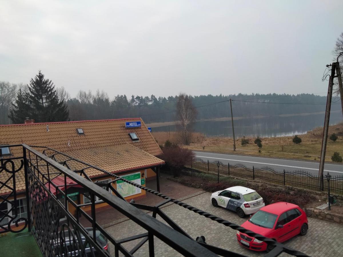 Zajazd Restauracja Machliny Kültér fotó